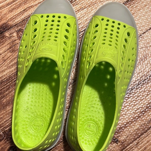 🐸 🇨🇦 🐸 • COQUI x Ribbit Ribbit Vibes • 🇨🇦🐸🇨🇦 - Picture 2 of 6